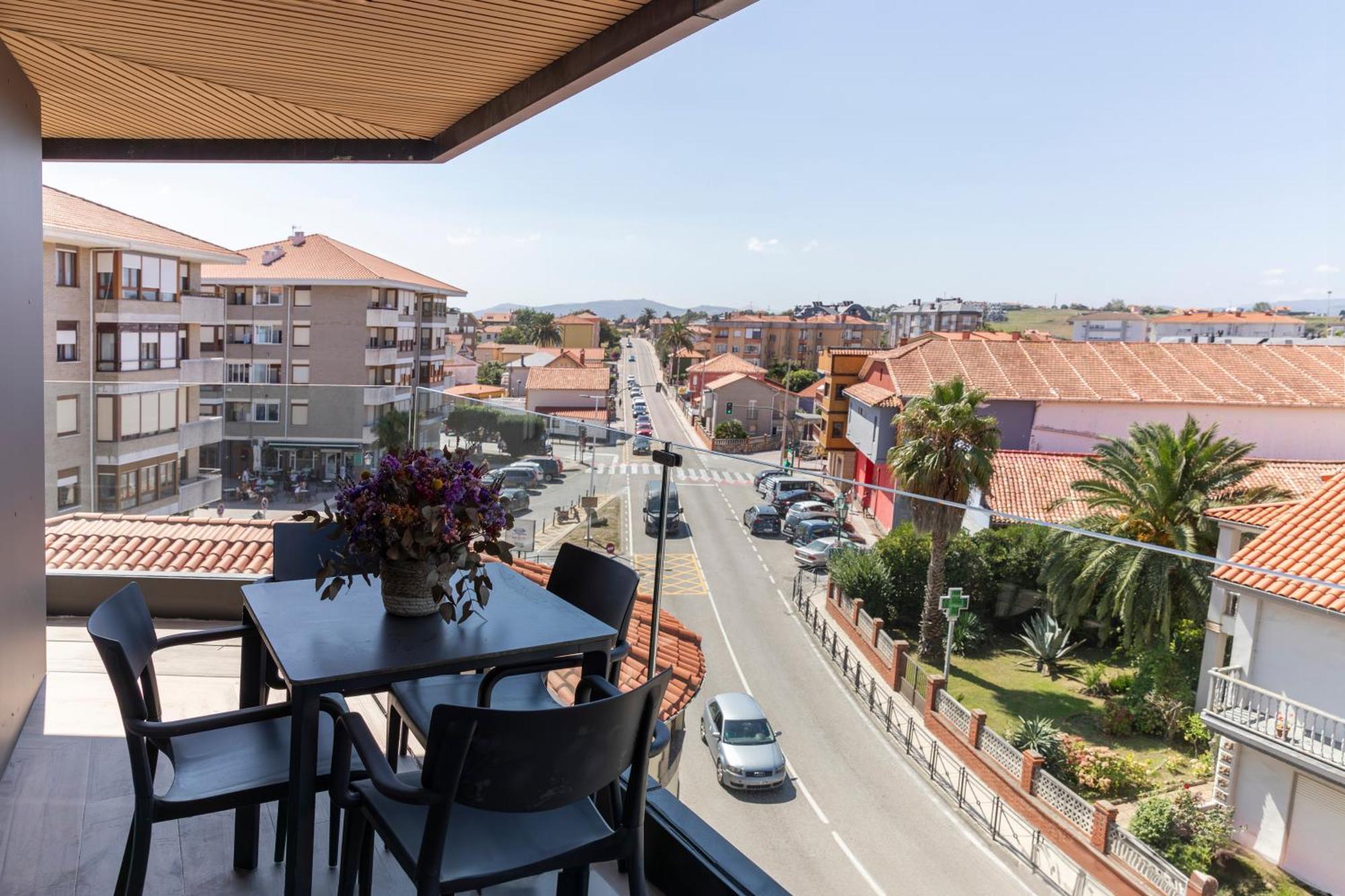 Apartamentos Plaza Center Suances Eksteriør billede